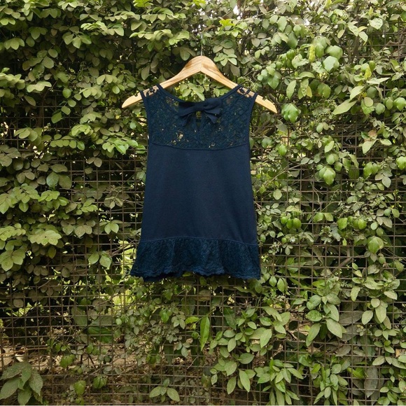 Abercrombie & Fitch Navy Lace Top - Picture 4 of 4